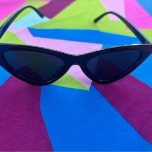& Other Stories Black Cat-Eye Sunglasses
